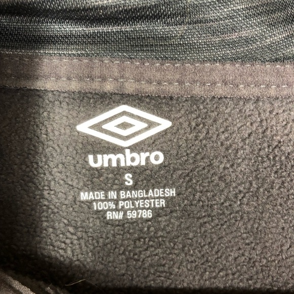 Umbro‎ gray pullover - Picture 4 of 5